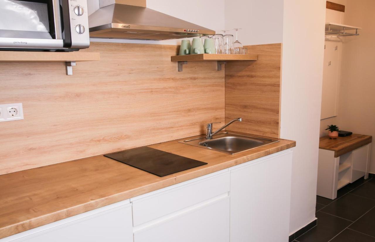 Balkon Apartmanhaz Panzio *